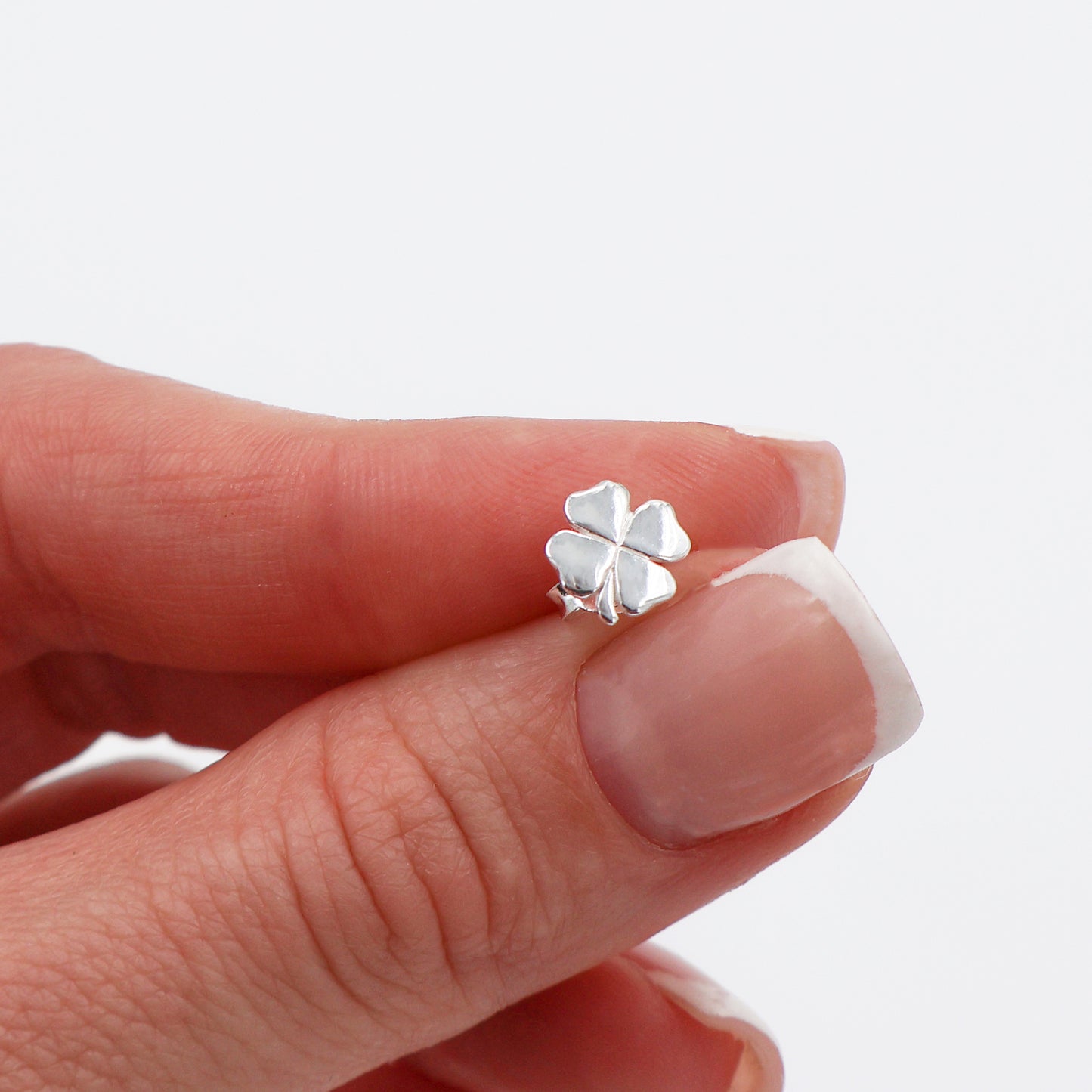 Four-leaf clover stud earrings