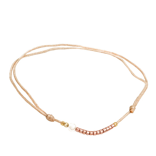 Bracelet with 1 bead of 14K solid gold, Miyuki beads and 1 artificial pearl-nude