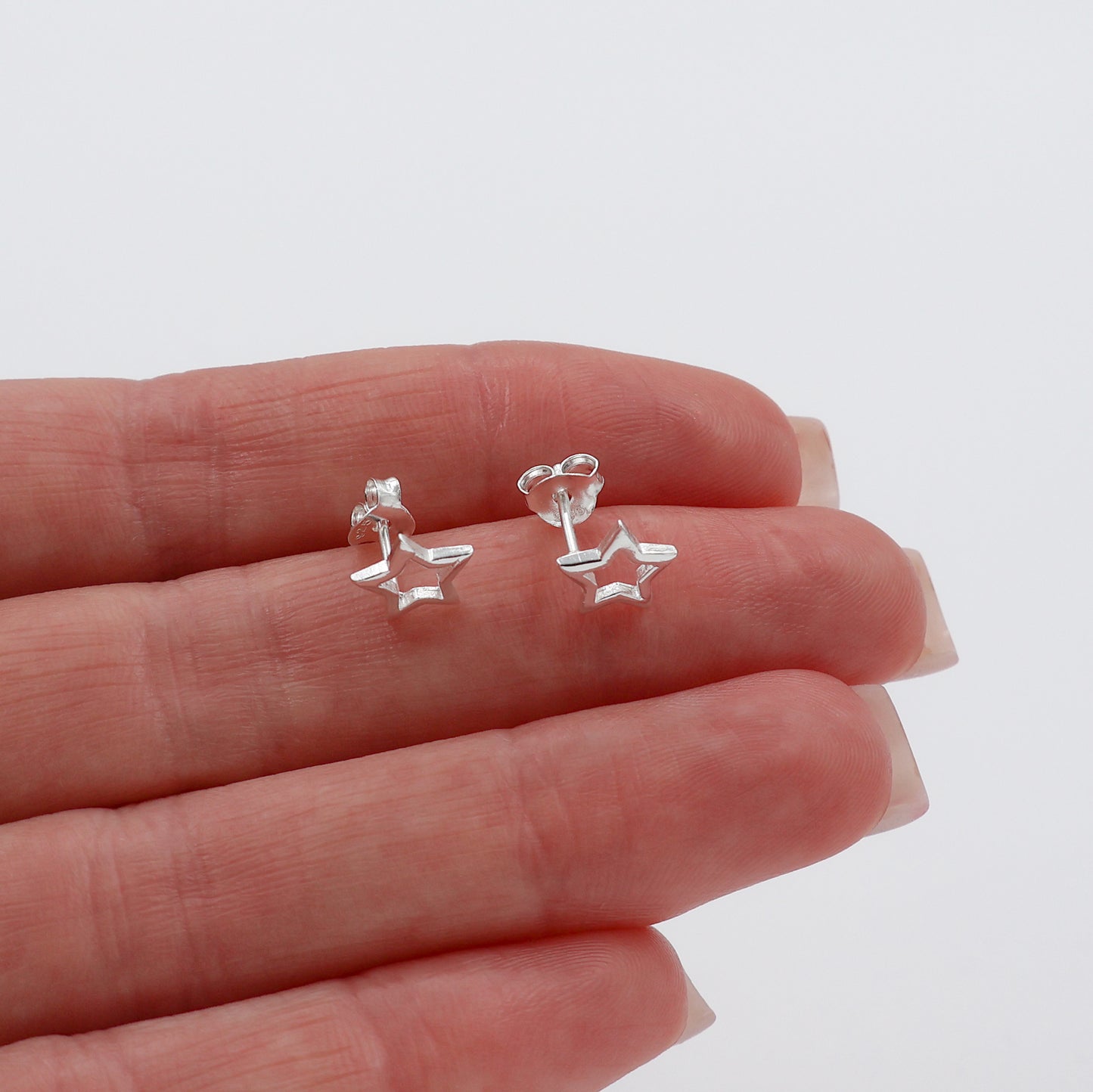 Star Outline Earrings in 925 Silver with Screw Back