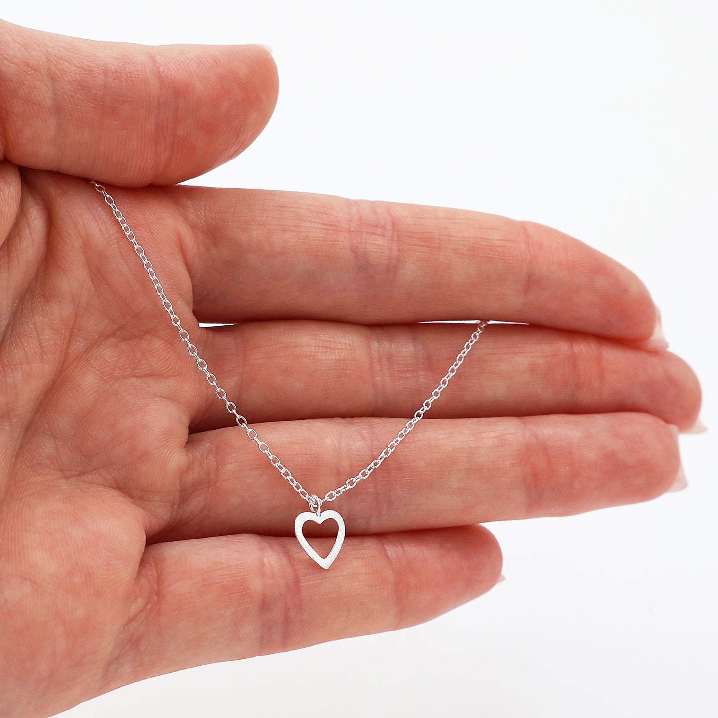 Elegant 925 Sterling Silver Necklace with Heart Contour Pendant