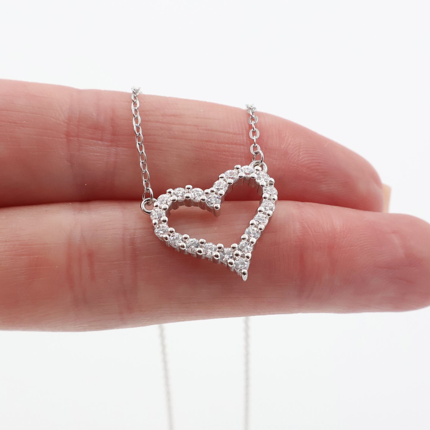 Elegant Rhodium-Plated Silver Necklace with Heart Pendant and Zircons